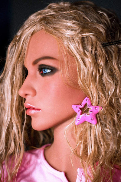 Sexdoll WM Doll en stock - Samira jeune courtisane de 157 cm